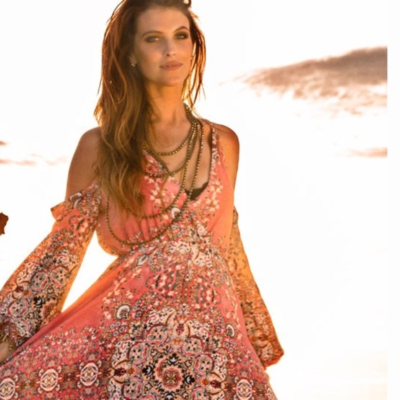 CLOSING CLOSET PERSIAN COLD SHOULDER MAXI DRESS - Picture 2 of 7